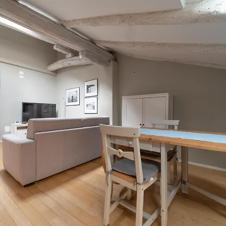 Apartamento Tribunali De Charme *